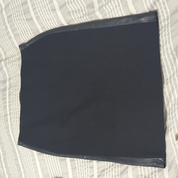 Danier Dresses & Skirts - Danier Italian leather pencil skirt